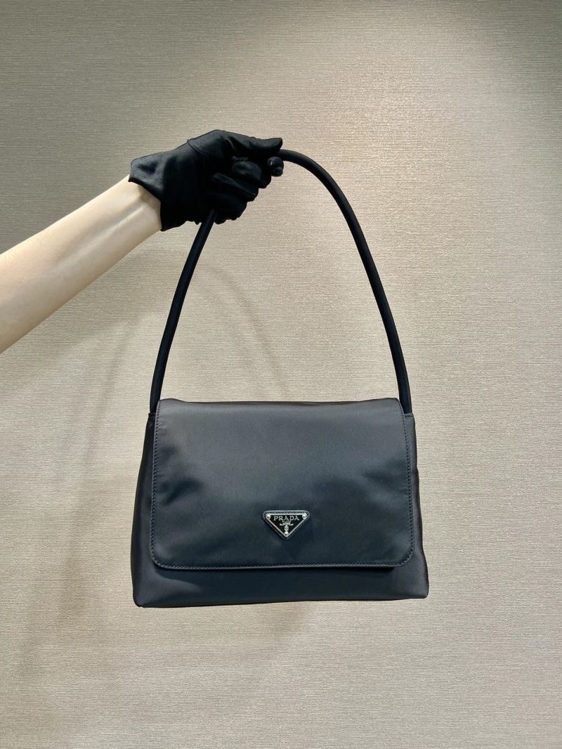 Pra*a hobo bags